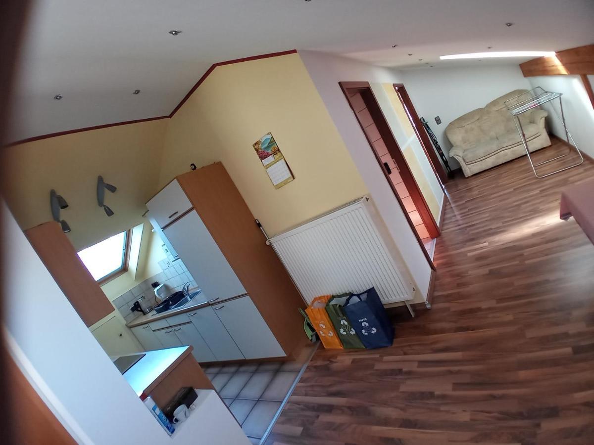 Wohnung Mit 2 - 3 Zimmern Ballenberg Екстериор снимка