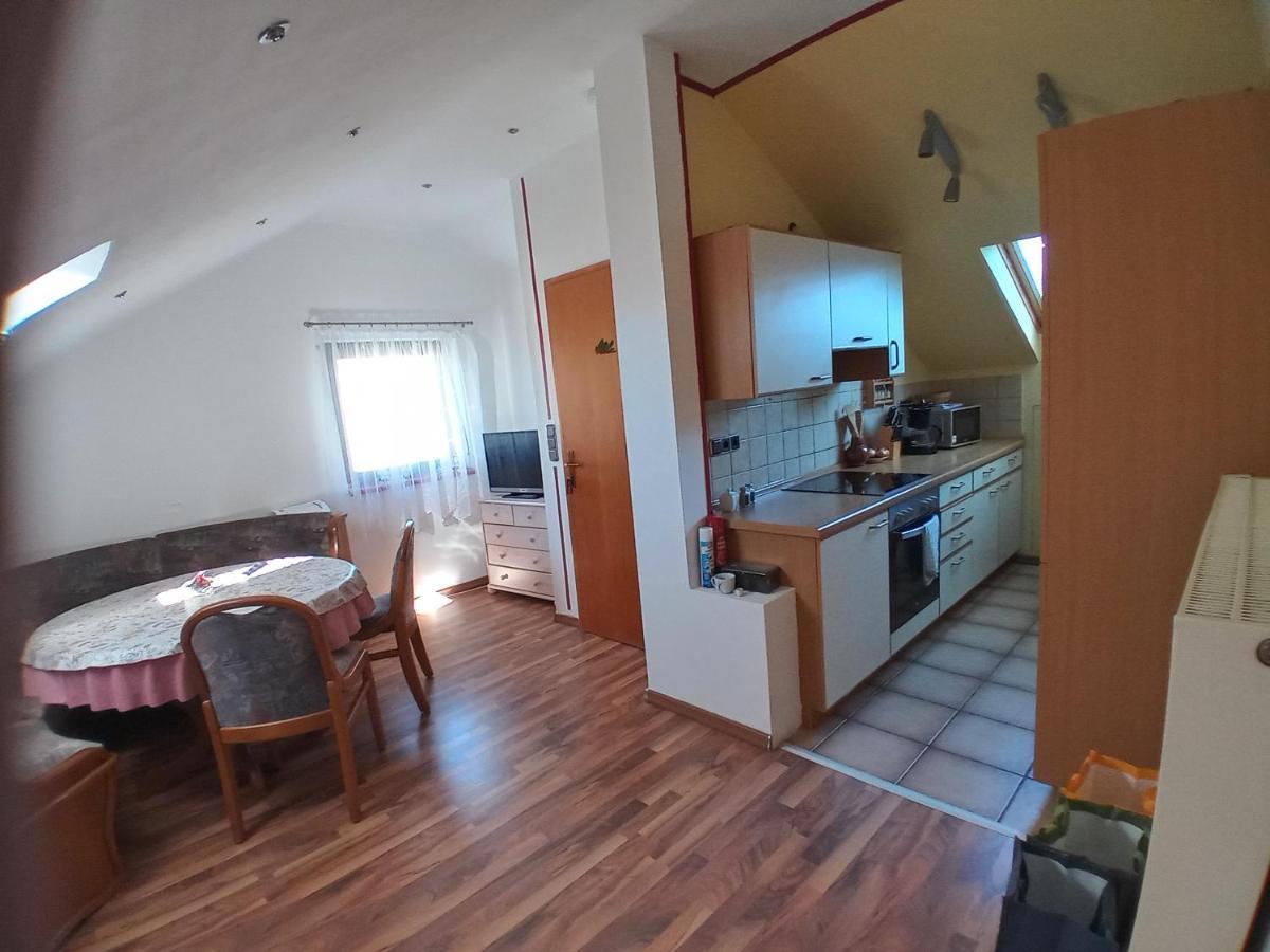 Wohnung Mit 2 - 3 Zimmern Ballenberg Екстериор снимка