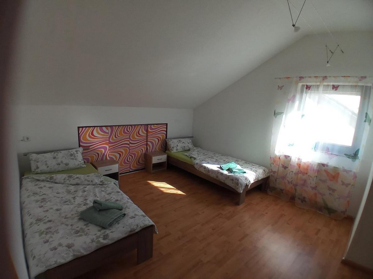 Wohnung Mit 2 - 3 Zimmern Ballenberg Екстериор снимка