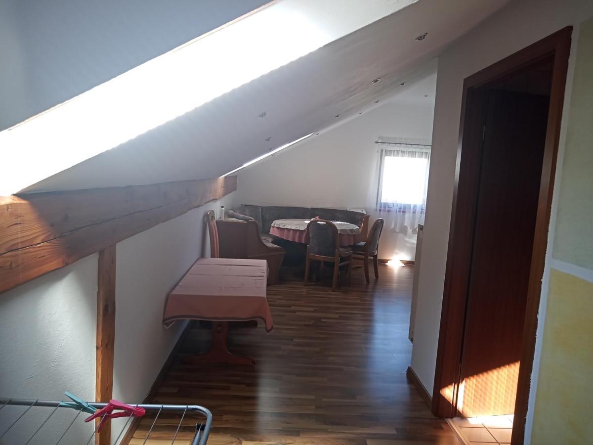 Wohnung Mit 2 - 3 Zimmern Ballenberg Екстериор снимка