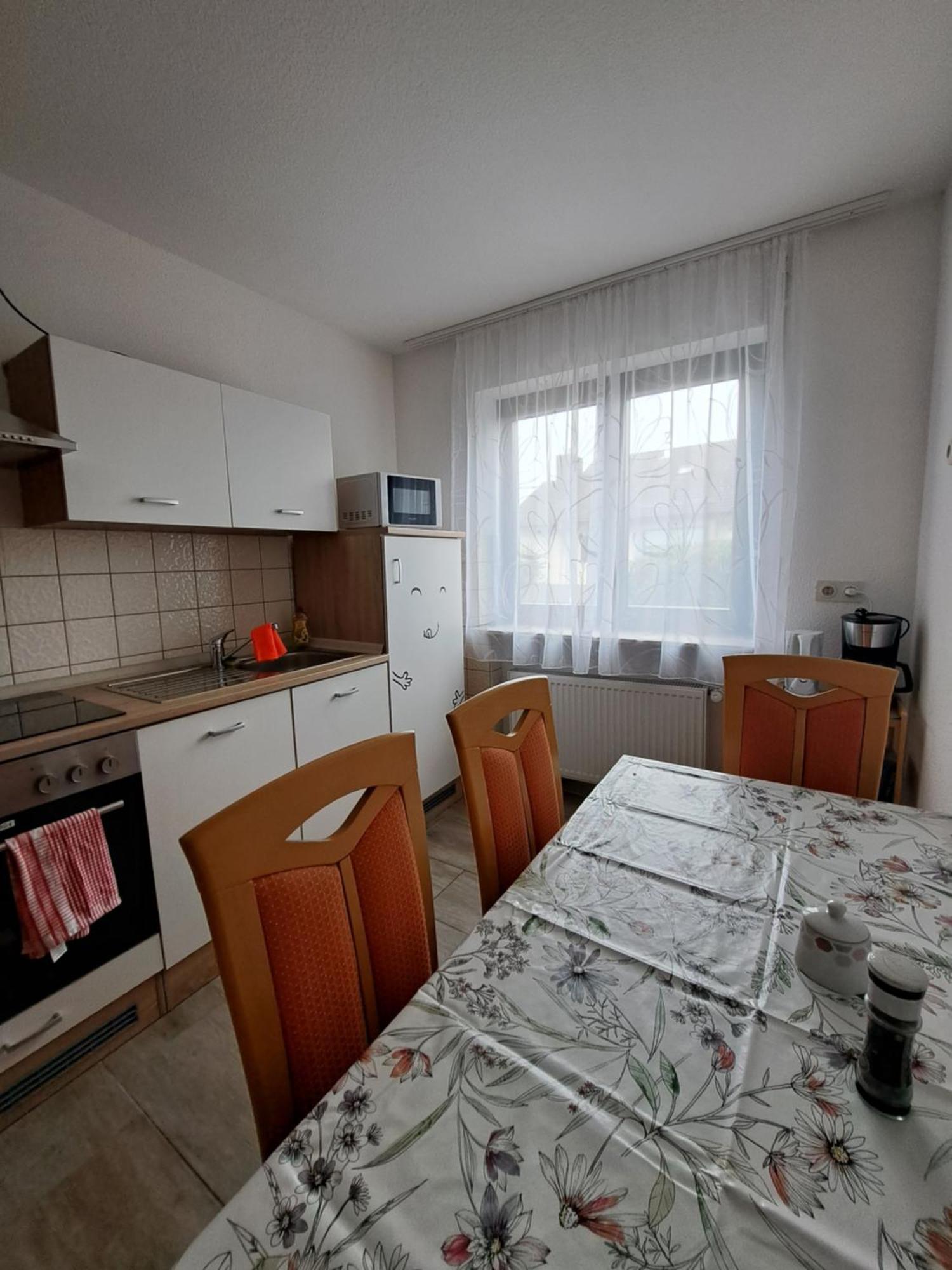 Wohnung Mit 2 - 3 Zimmern Ballenberg Екстериор снимка